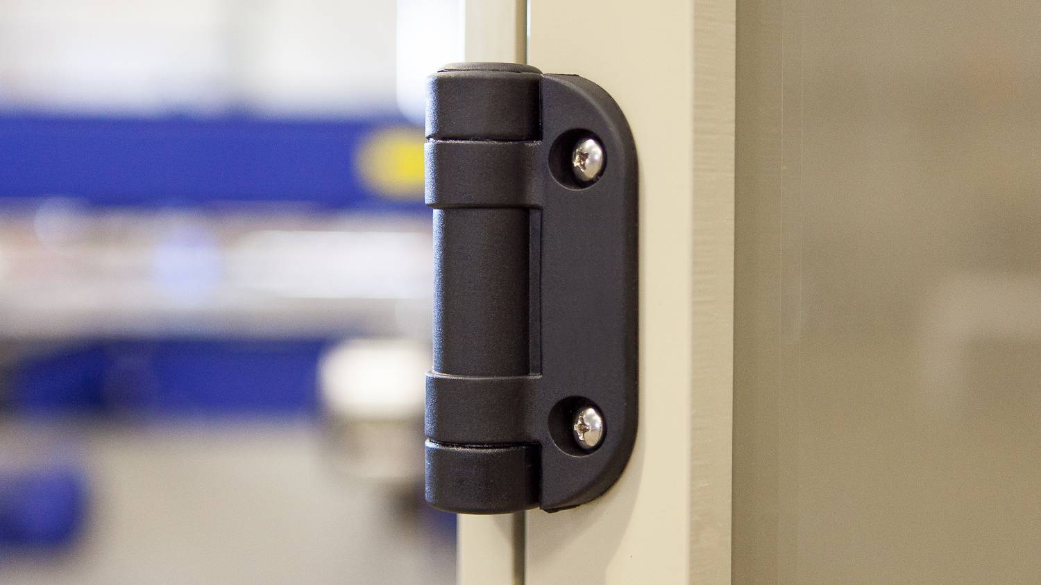 fusion-chemical-dosing-panel-hinges