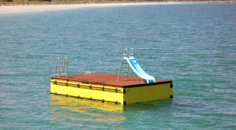 close up of the pontoon at Coogee Beach